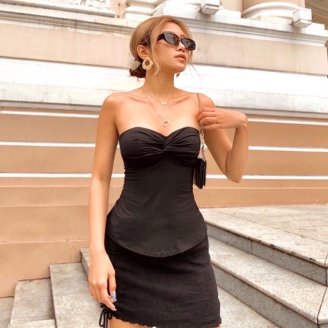 Áo ống xoắn ngực màu trơn thiết kế gợi cảm cho nữ | BigBuy360 - bigbuy360.vn