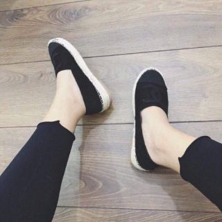 Giày slipon trần chỉ đế cói