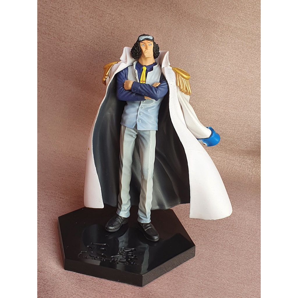 Mô Hình Figure Đô Đốc - One Piece