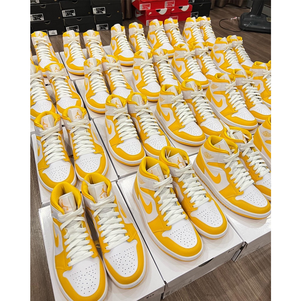 Giày Nike Jordan 1 Mid White Pollen Chính Hãng 💙SIMPLE SNEAKER💙 Air Jordan 1 Màu Vàng Trắng Auth Full Box