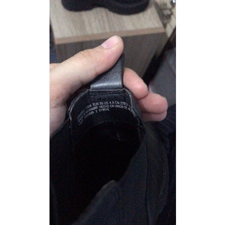 Pass đôi boots H&M size 35