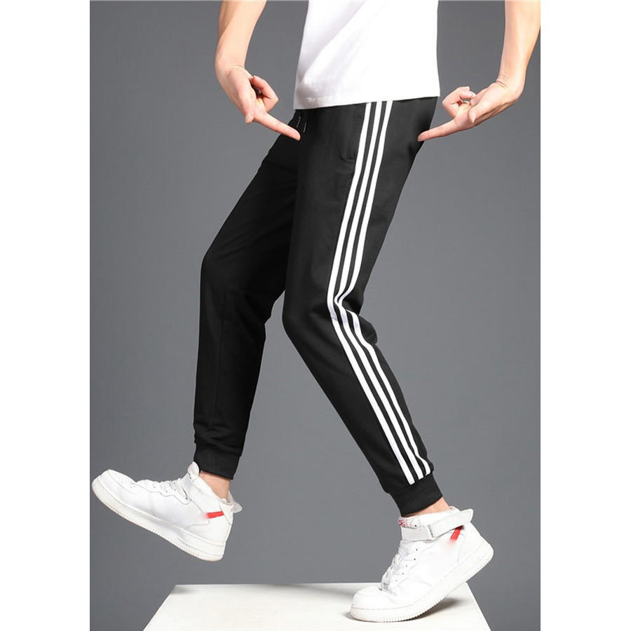 Quần Thể Thao Đen Chất Co Giãn Thoáng Mát Thông Hơi Không Xù Lông Ít Bám Bụi