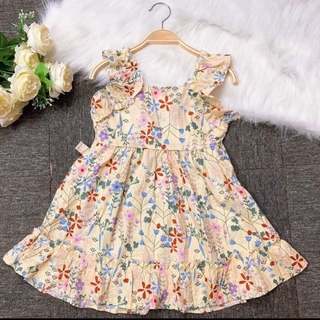 Váy bé 605k hoàng yến