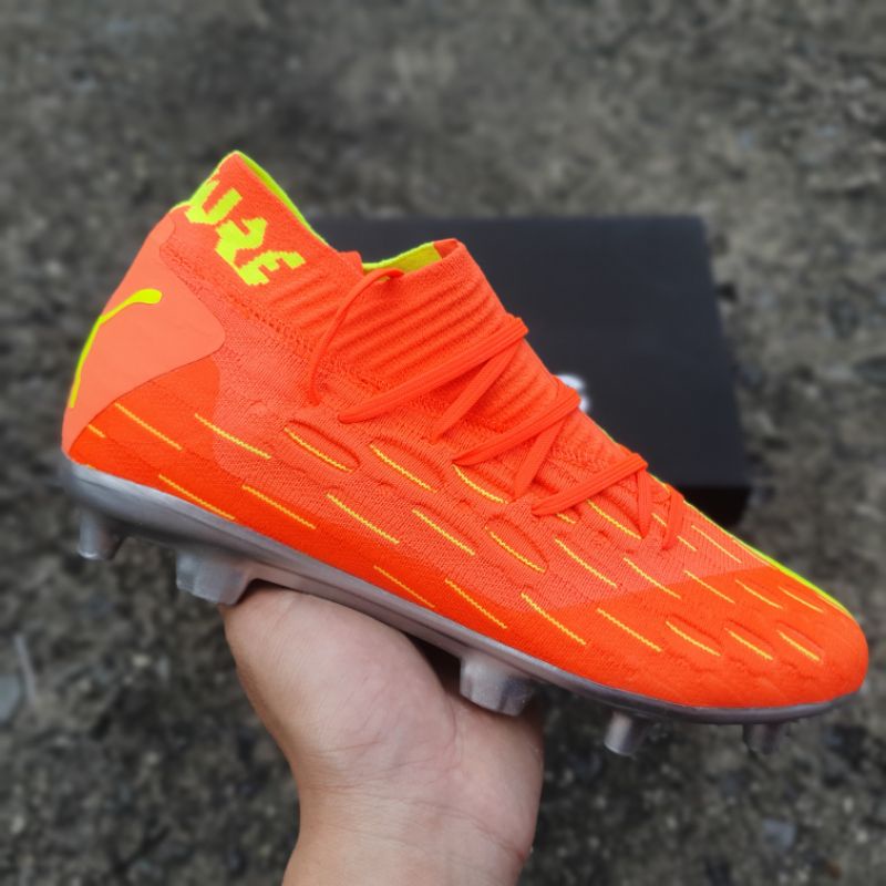 Giày Bóng Đá Puma Future FG màu cam vàng