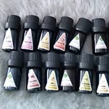 Tinh dầu thiên nhiên lọ 5ml xông thơm phòng nhiều mùi như sả chanh, cà phê,...