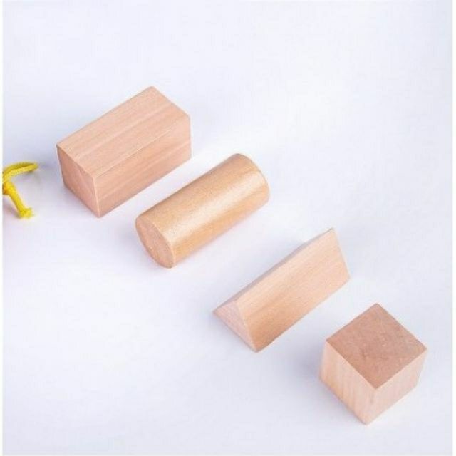Giáo Cụ Montessori _ Túi Bí Mật