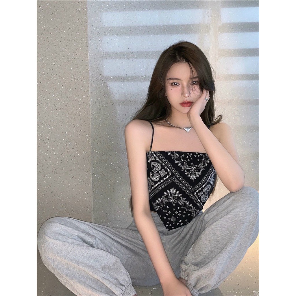 Áo yếm khăn lụa 2 dây in họa tiếtGIADUNGTONGKHO1 Áo khăn lụa banada 2 dây, Áo croptop khăn lụa dáng ôm body sexy