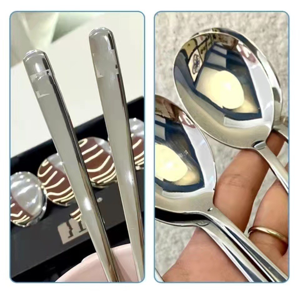 Sét thìa inox có hộp đựng cẩn thẩn làm quà tặng trang trí gian bếp tiện, muỗng inox hộp đựng cao cấp Tuệ Minh