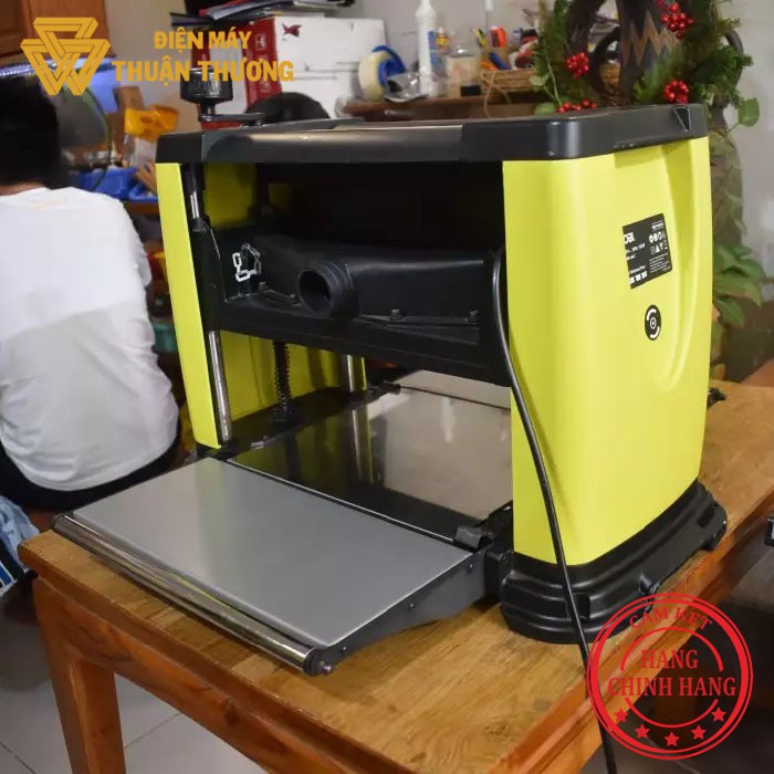 Máy Bào Cuốn 1500W Ryobi RAP1500G