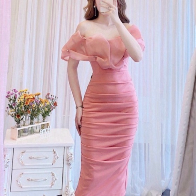 váy Body Hồng Trễ Vai DVC V1635, Váy Đầm Thiết Kế Chính Hãng 2021 | BigBuy360 - bigbuy360.vn