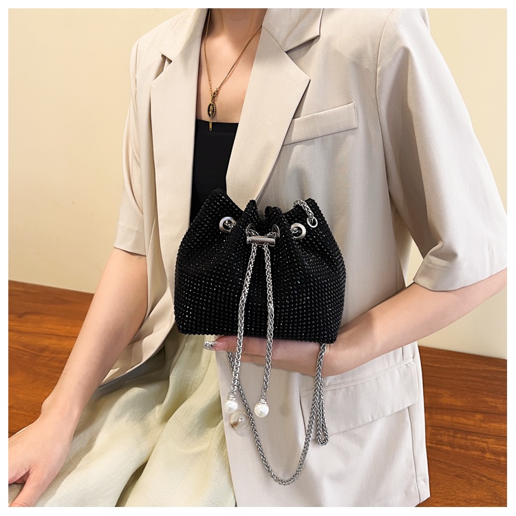 Túi Đeo Chéo Xếp Ly Đính Đá Lấp Lánh Thời Trang Cho Nữ