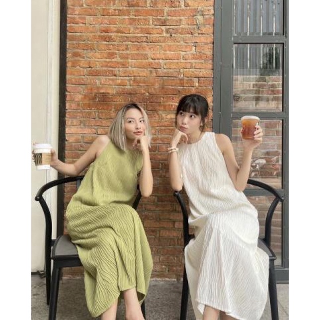 Váy  sát nách tăm sóng hàn quốc dáng dài