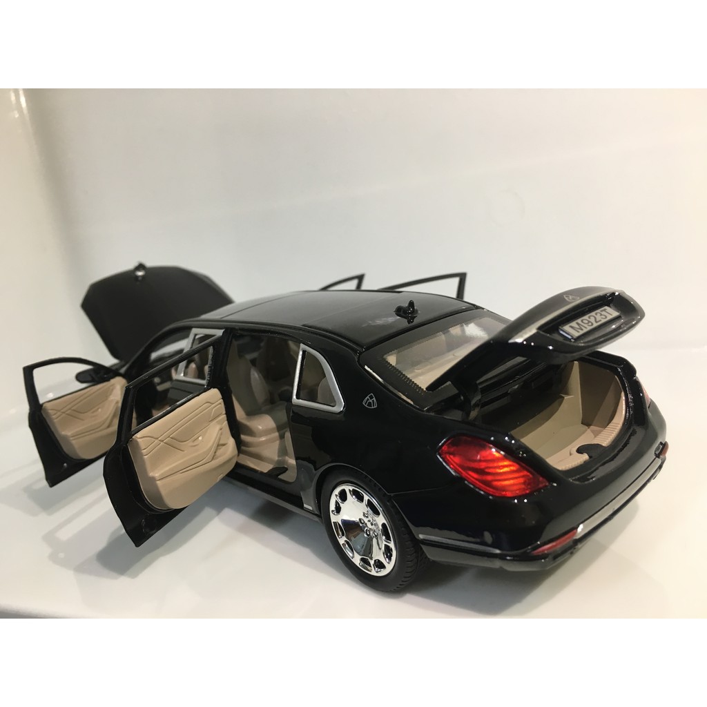 Mô hình ô tô MERCEDES MAYBACH S600 tỷ lệ 1:24