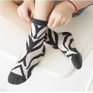 Set 5 Đôi Vớ Cotton Kẻ Sọc / Ngựa Vằn Hoạt Hình Thoáng Khí Cho Bé 1-12 Tuổi