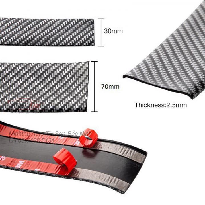 Cuộn nẹp cao su vân Carbon 5D dán chống trầy cốp xe