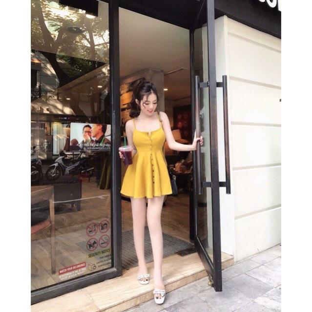 Đầm 2 dây - Ôm Body Phối Hàng Nút - Mẫu Siêu Xinh