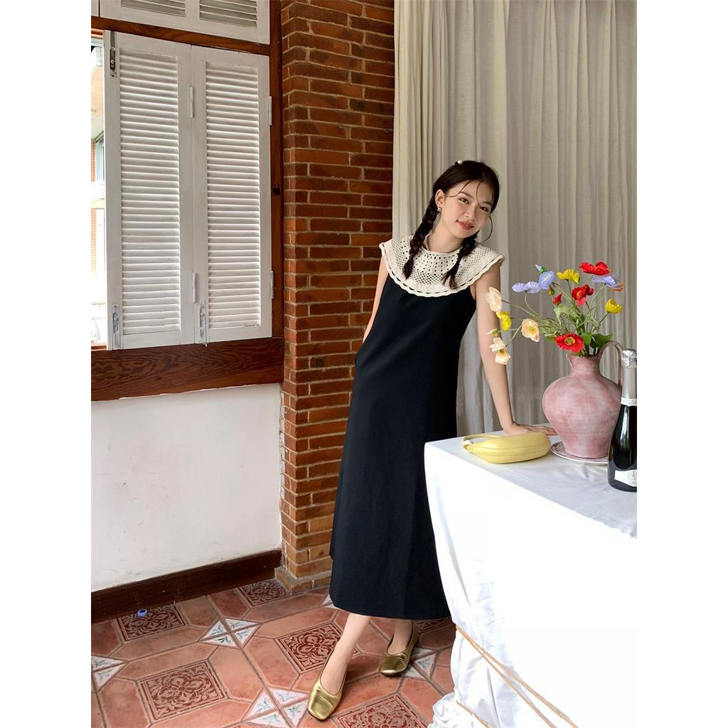 Đầm Đen Cổ Ren Ôm Dáng Phối Màu Tương Phản 66840