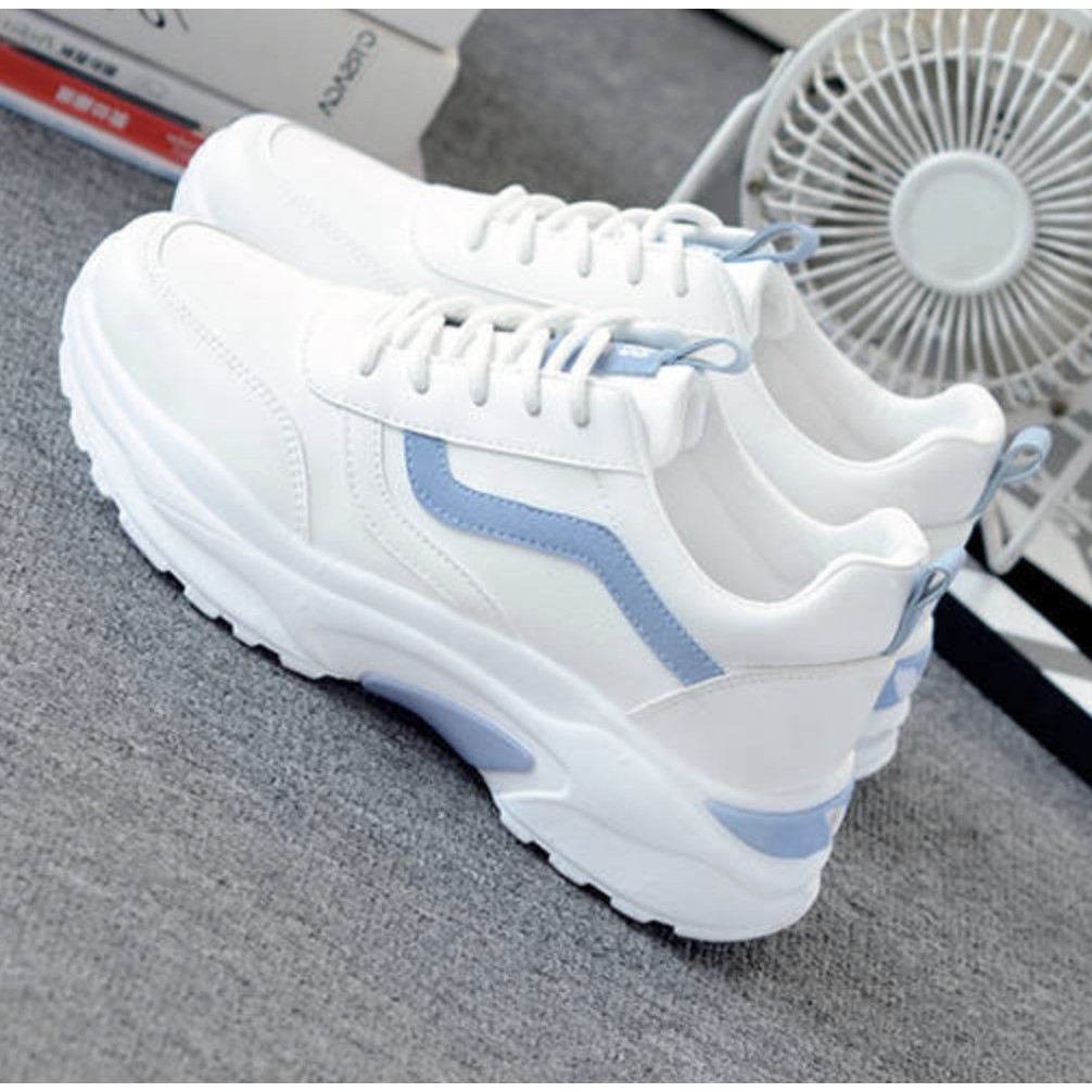 Giày nữ đế cao Sneaker chiều cao 2 sọc hottrend new | BigBuy360 - bigbuy360.vn