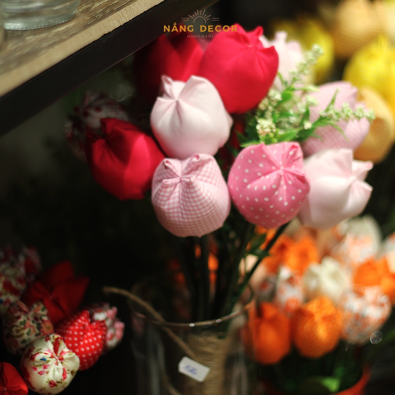 Hoa Tulip Handmade Vải Nhiều Màu Quà Tặng, Trang Trí Nhà Cửa,Chụp Hình Decor Size Lớn