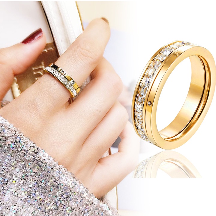 Nhẫn Titan Cartier Love Đính Xoàn Vuông Cao Cấp