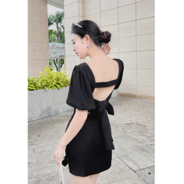 KOOKY HOUSE - ÁO MIA ĐEN - Áo croptop thiết kế xoắn ngực phối tay chuông