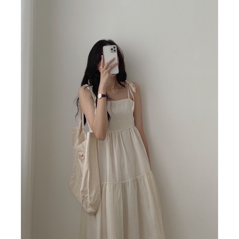 Váy hai dây buộc vai