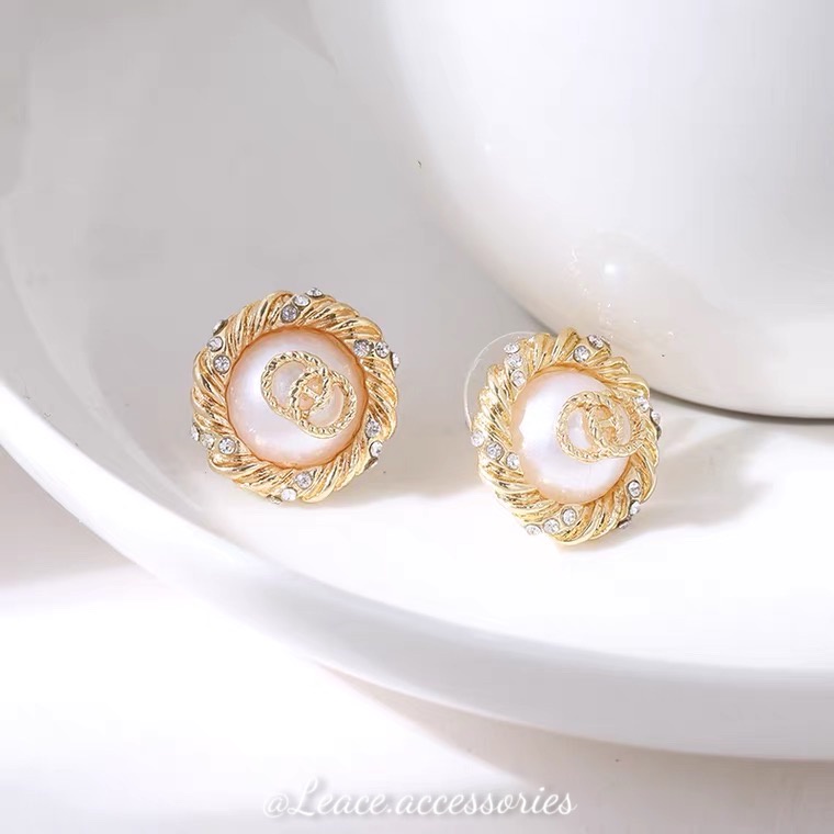 Bông tai khuyên tai ngọc chữ CD phối viền mạ vàng hotgirl sang chảnh ER066 Leace.accessories