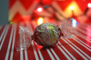 Kẹo Lindor Ball chocolate