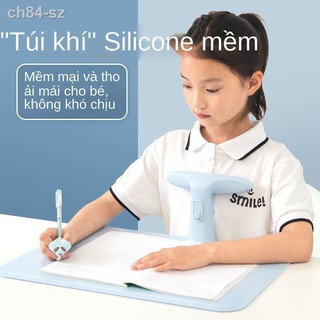 Chỉnh tư thế ngồi cho trẻ em để ngăn ngừa cận thị Giá đỡ học sinh tiểu viết sửa lực người bảo vệ chống cúi đầ