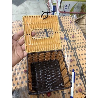 Hộp đựng giấy ăn giả mây