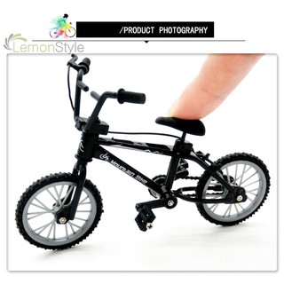 Đồ chơi mô hình xe đạp BMX cổ điển