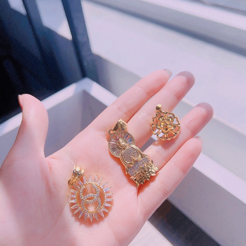 Mặt dây chuyền mạ vàng 18k bền màu