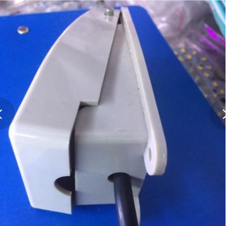Bàn đạp công tắc  EKW-5A bằng nhựa