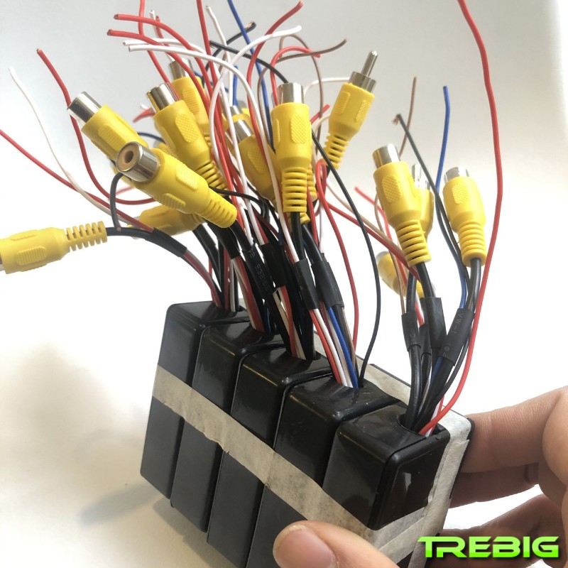 Bộ chia camera lề, camera lùi cho ô tô, có rõ cách lắp đặt. Sử dụng chất liệu nhựa abs cao cấp. Đồ chơi ô tô Trebig. | BigBuy360 - bigbuy360.vn