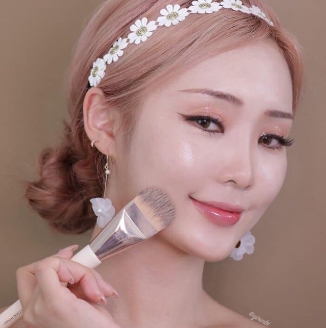 Kem Lót Bắt Sáng Etude House Glow On Base Shimmer Glam