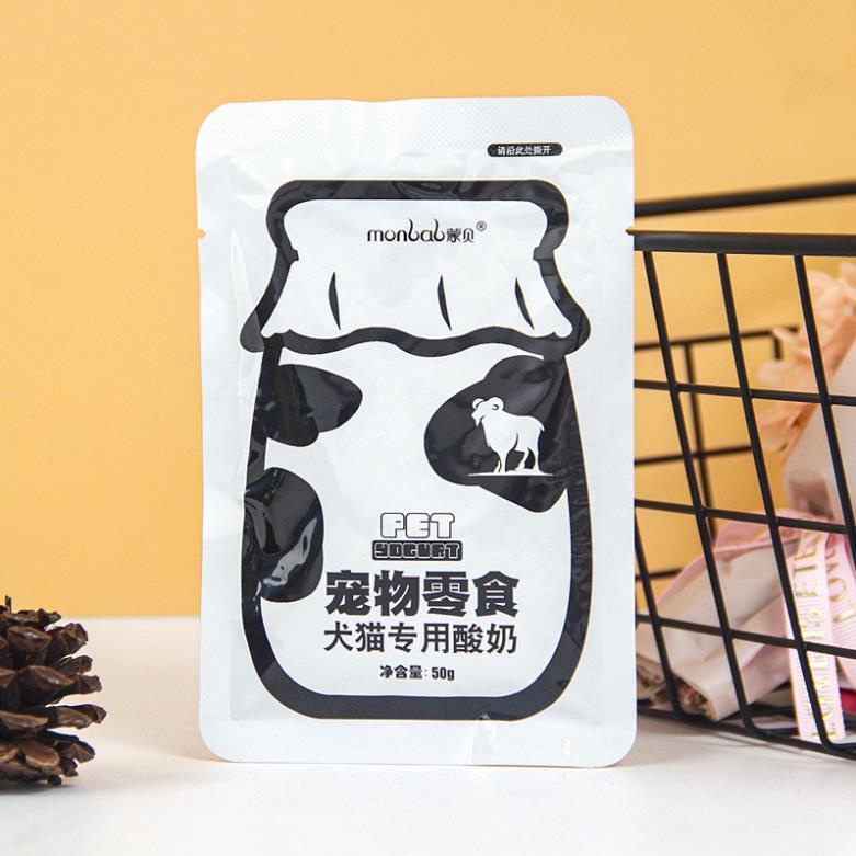 Sữa chua tăng cường miễn dịch, tốt tiêu hóa MonBab cho Chó mèo gói 50ml