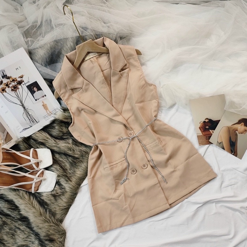 Áo vest blazer sát nách tặng kèm dây xích thời trang nữ sang chảnh