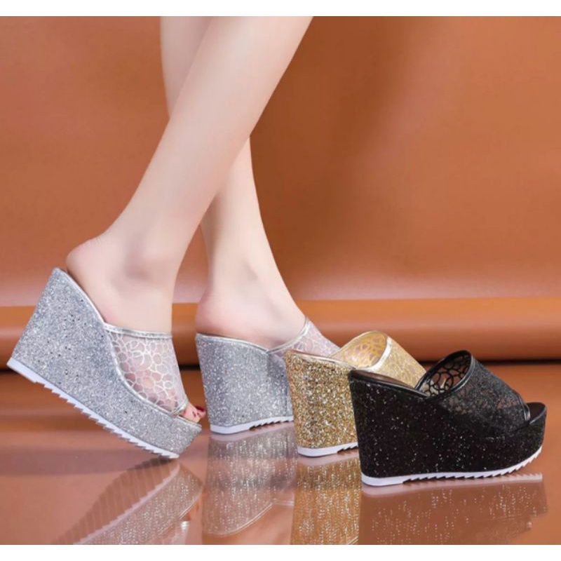 Dép đế xuồng ren 10f