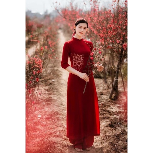 ÁO DÀI LỤA NGỌC CAO CẤP THÊU HOA HỒNG