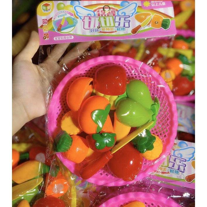vỉ đồ chơi rổ kèm hoa quả nhựa