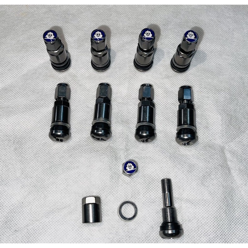 Bộ  4 van vòi ô tô ,  xe máy logo Michelin