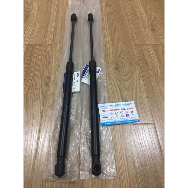 TY CHỐNG CỐP SAU XE 5 CỬA FORD FOCUS 13-16