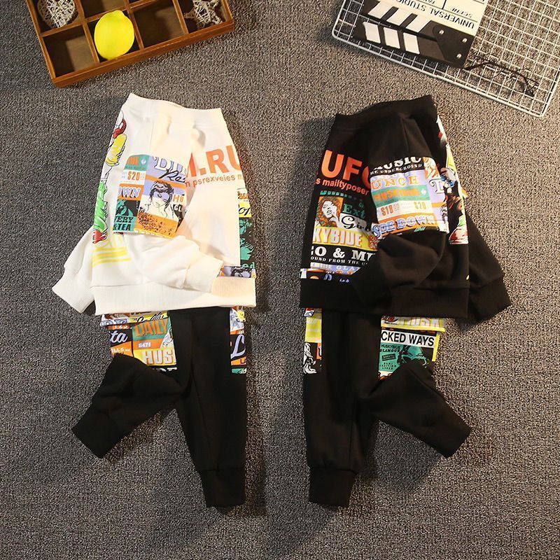 Bộ quần áo dài tay dáng rộng in chữ thời trang 2021 cho bé