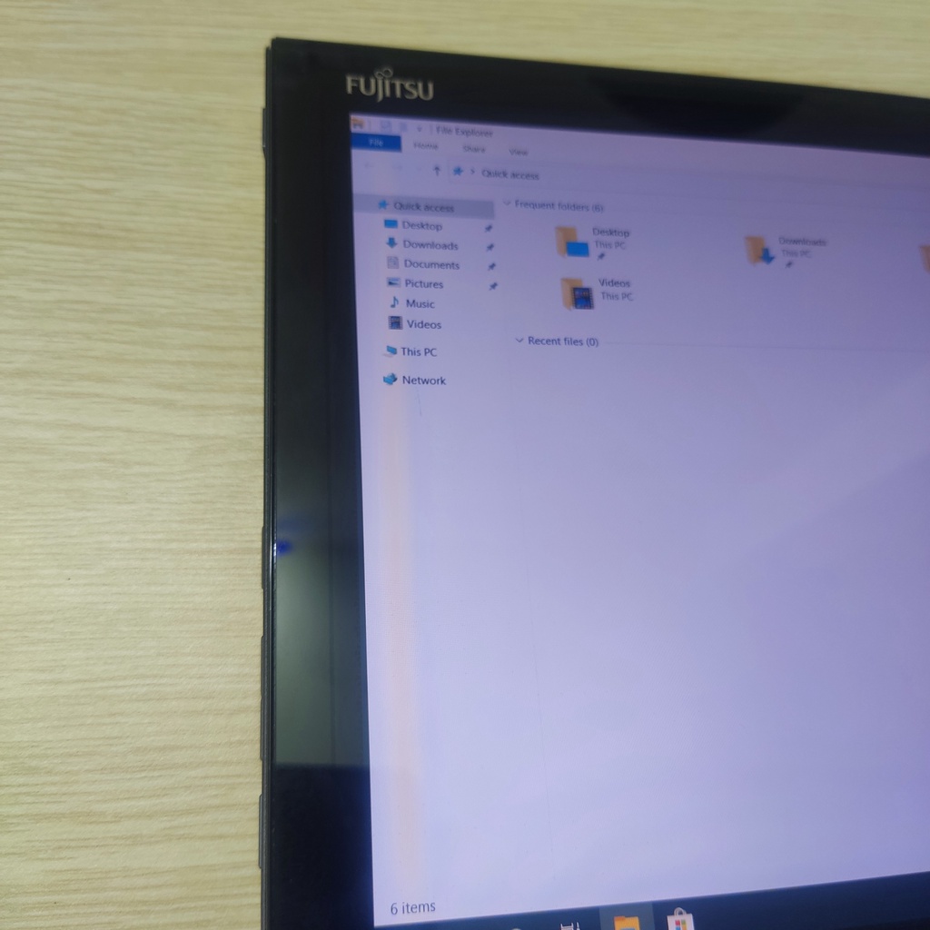 Laptop 2 trong 1 FUJITSU màn hình cảm ứng 8GB RAM 256GB SSD Intel Core i7-4600U mạnh mẽ made in Japan - đã qua sử dụng