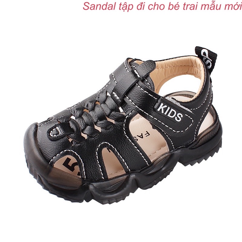 Sandal cho bé trai 8810 - dép rọ quai hậu tập đi chống trơn trượt mũi kín cho bé với 2 màu trắng, đen. Sz 15 đến 25