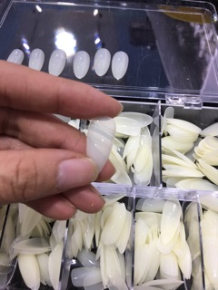 Móng úp nhám form thang, form tròn ,form nhọn,form vuông