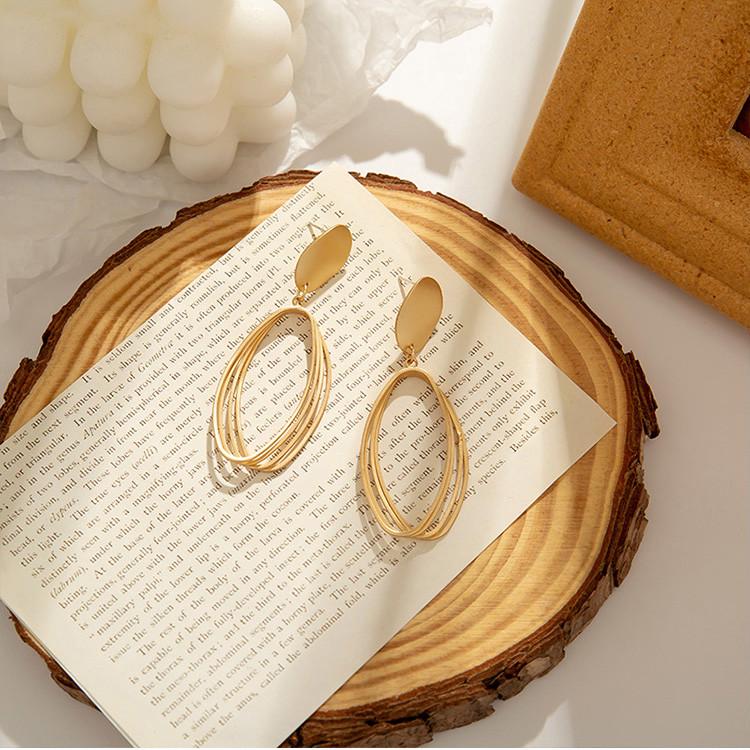 Khuyên Tai Kim Loại Phong Cách Hàn Quốc Cho Nữ