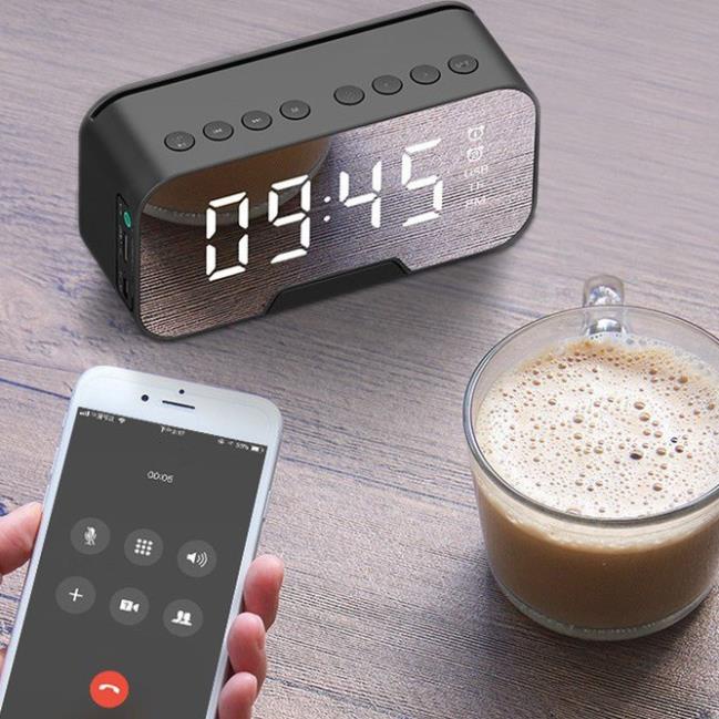 XịnRẻ Loa Bluetooth Kimiso K10 Để Bàn Tích Hợp Đồng Hồ Báo Thức Điện Tử - Âm Thanh Rõ Nét - Pin Cực Trâu