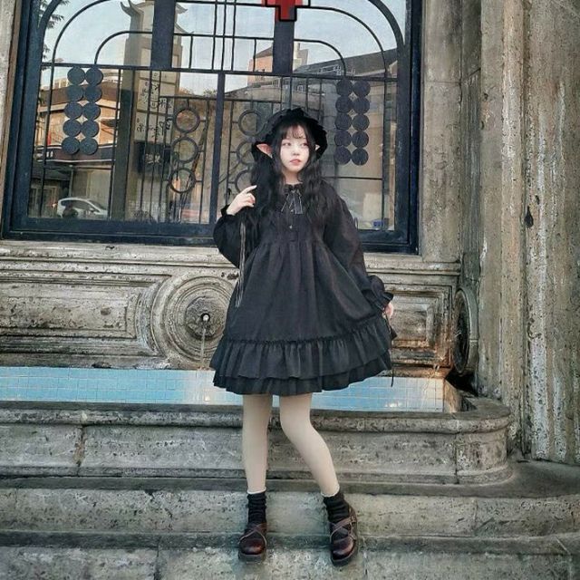 [Sẵn] Đầm Lolita Gothic Nơ Trăng Sao