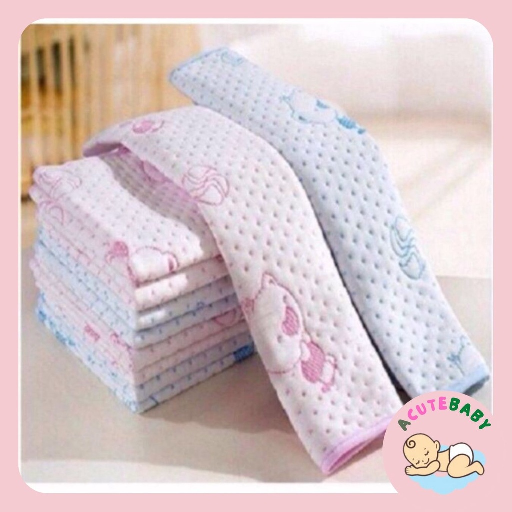 TẤM LÓT CHỐNG THẤM 4 LỚP CHO BÉ SƠ SINH (không thể thiếu trong trọn gói đồ sơ sinh)